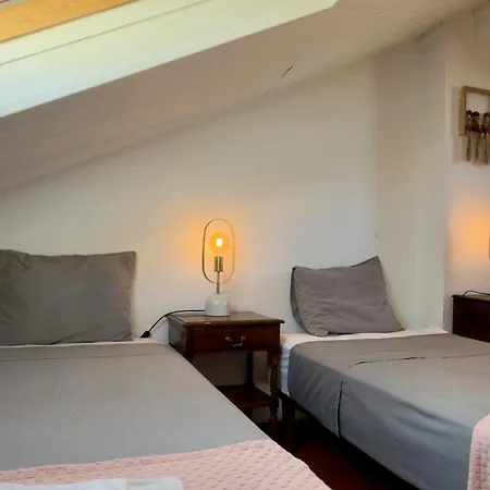 Cozy And Spacious In Graca, Апартаменти *