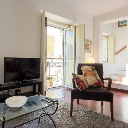 Cozy And Spacious In Graca,