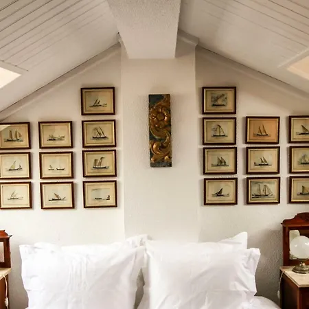 Апартаменты Cozy And Spacious In Graca, Лиссабон