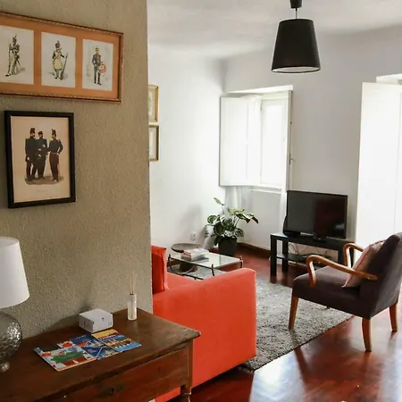 Cozy And Spacious In Graca,